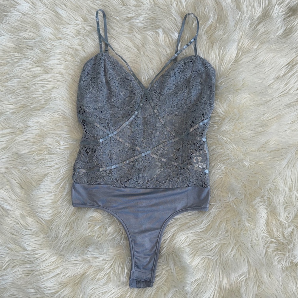 MISSGUIDED Lace Satin-Trim Bodysuit in Dusty Blue